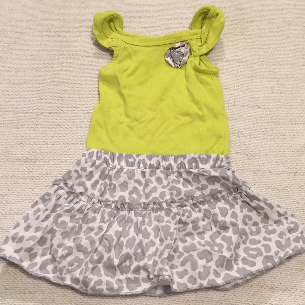 Carter's sleeveless top and leopard skirt set